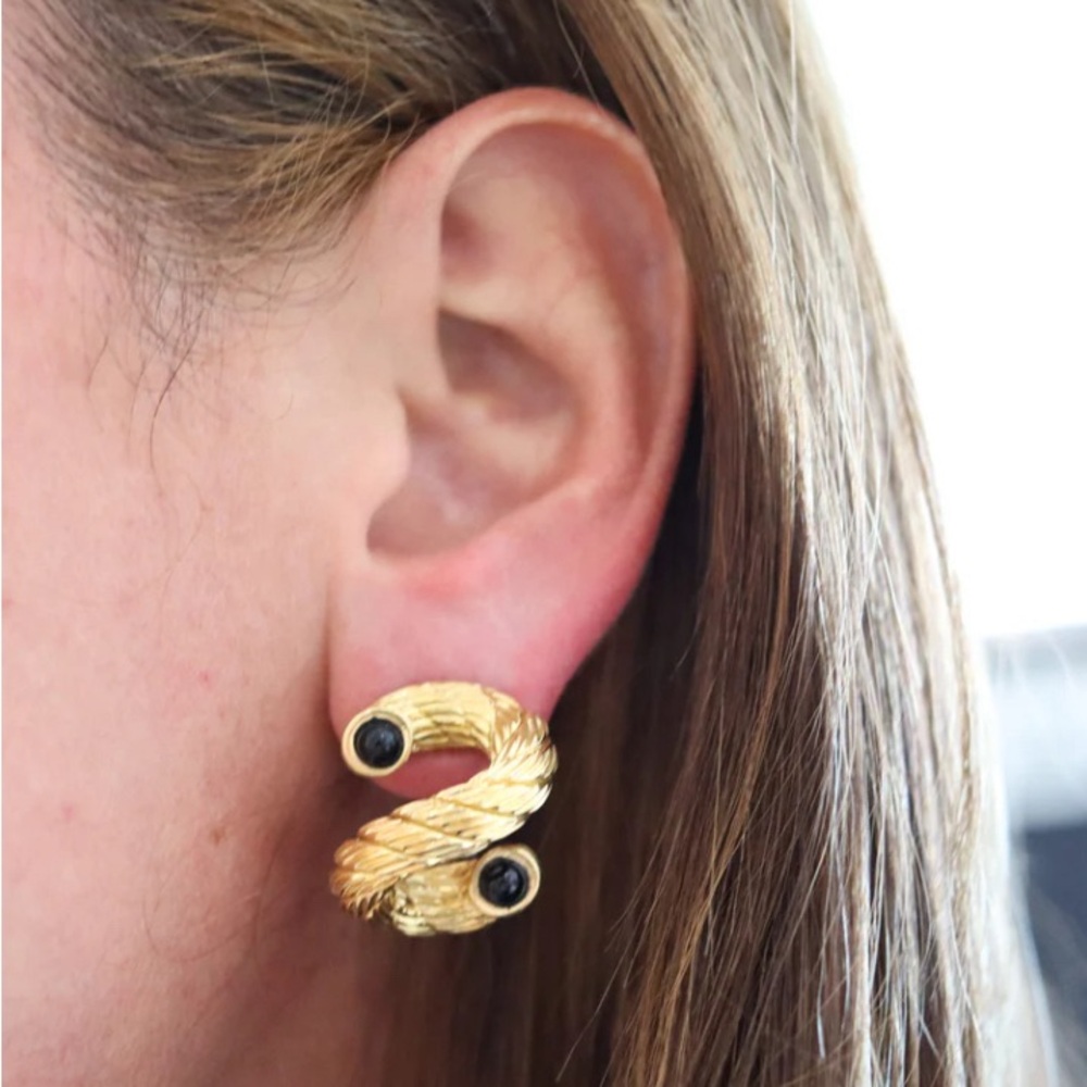 CARLO WEINGRILL 1970 Verona Twisted Earrings In Woven 18Kt Gold With Onyxes